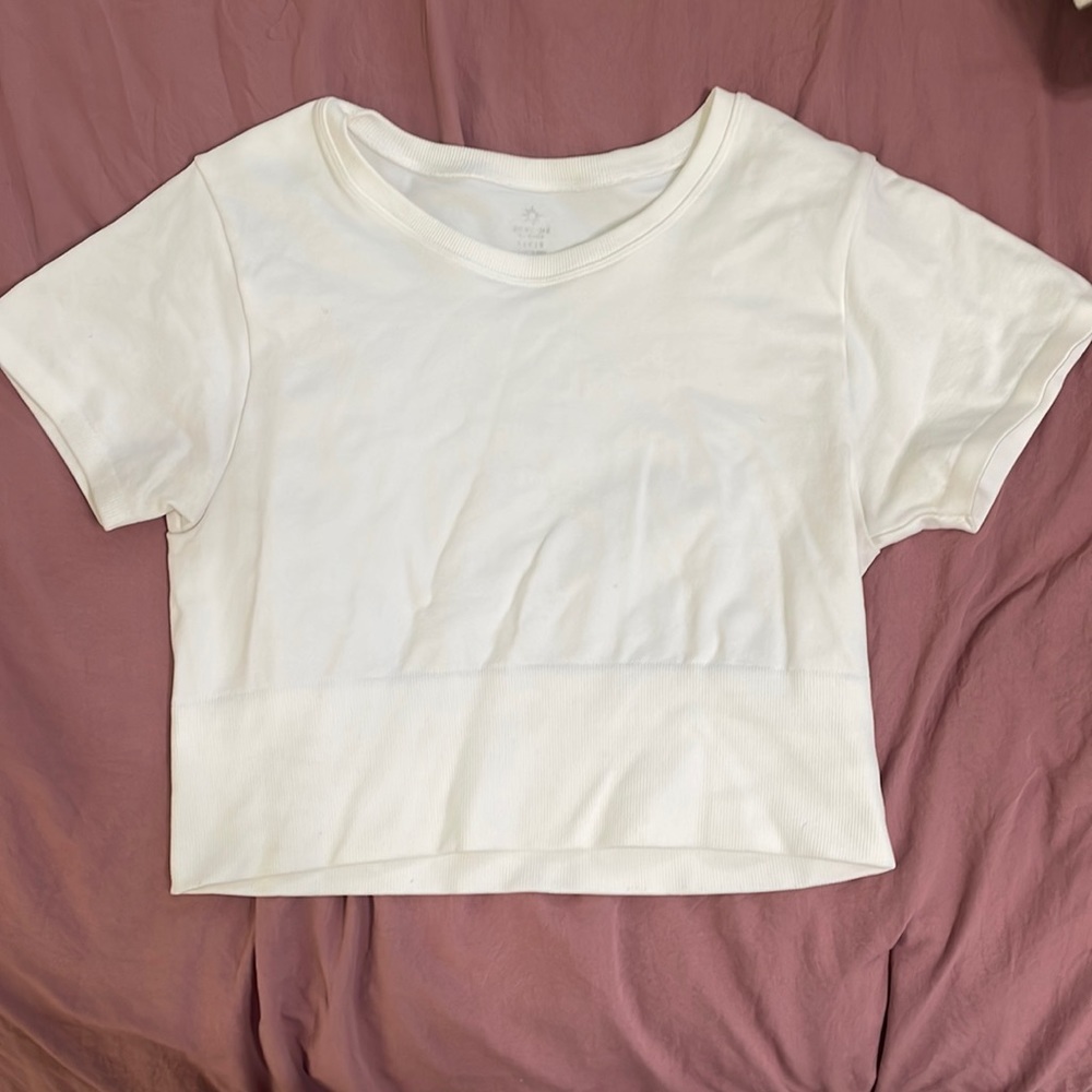 Aerie top